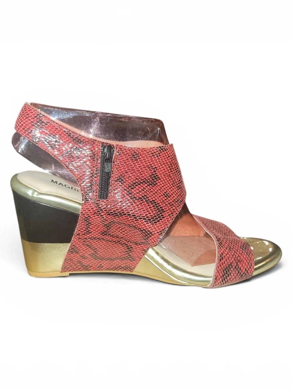 Magritte Wedge Sandals   Red Snake-Print Wedge SZ 6 NWOB